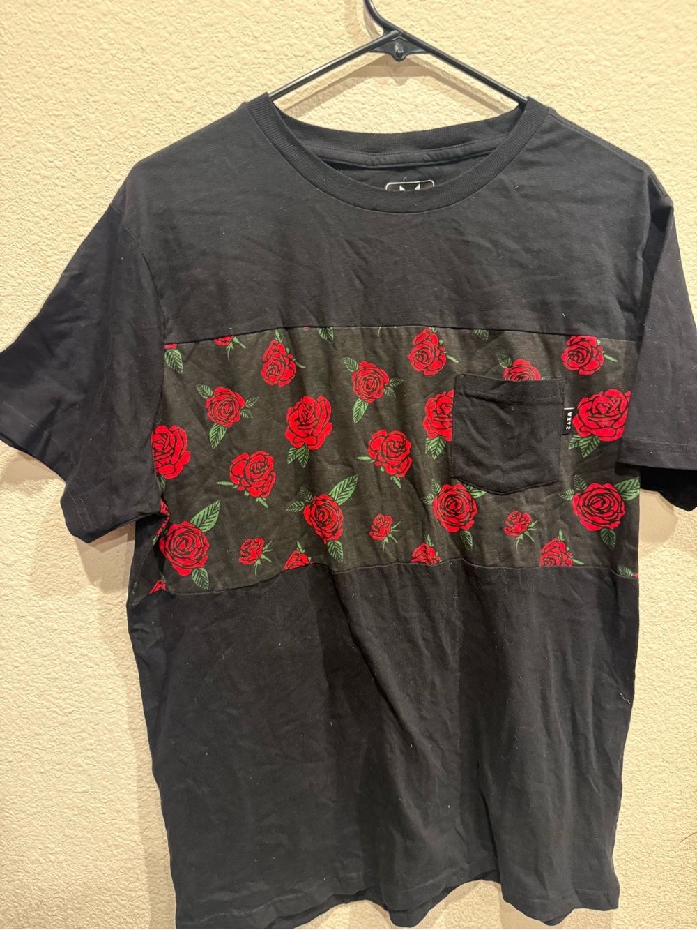 WXYZ T-Shirt Short Sleeve Pocket Rose Design Mens